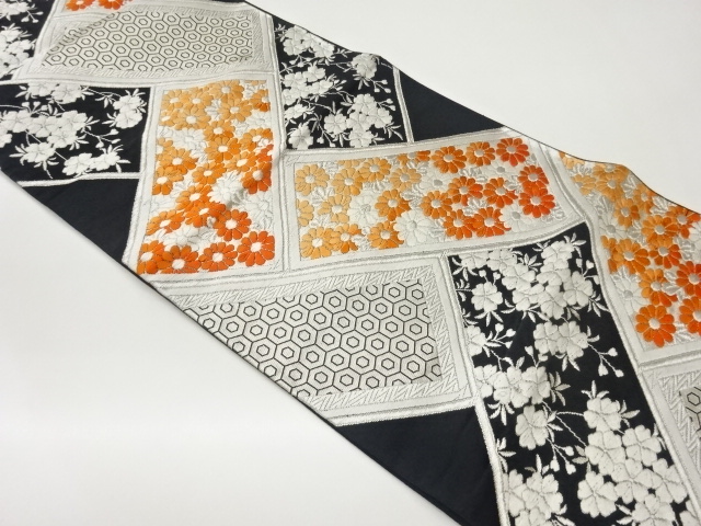 檜垣に菊・枝垂れ桜・亀甲模様織出し袋帯